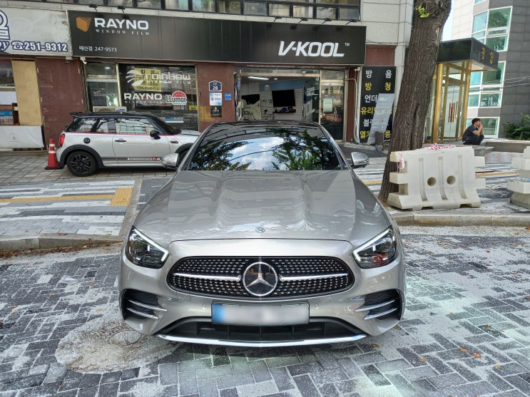  벤츠 E350 수원 신차패키지 빠질 수 없는 그래핀코팅