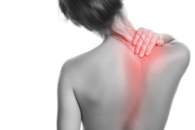 춘천 라운드 숄더 교정 정리 - 목 어깨 통증과 체형 이상의 대표적인 증상