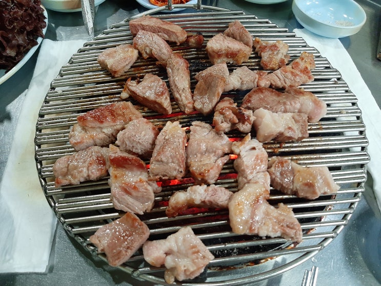  오류동사는사람 다아는 고깃집~ 오류동먹자골목26년된 오류골주먹고기 돼지특수부위 오류동맛집