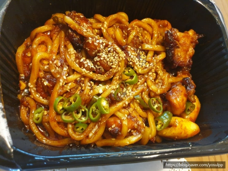 치밥 추천 찐이야숯불두마리치킨에서 즐겨요