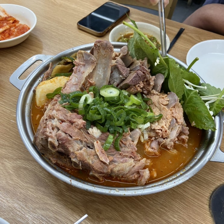  성수 맛집 소문난 성수 감자탕, 평일 저녁 7시 반 웨이팅 후기 