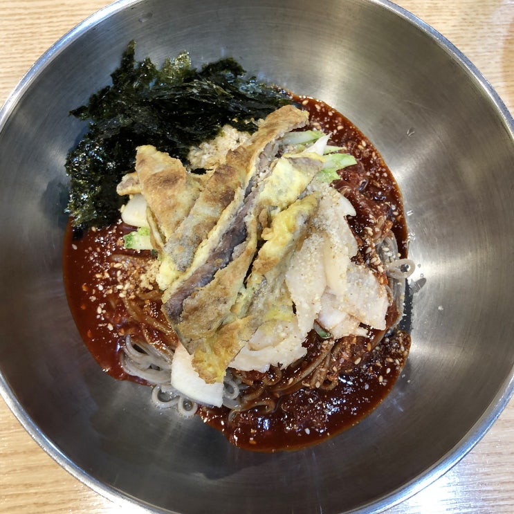  마포구청역과 망원역 사이 가성비 좋은 식사 육전국밥