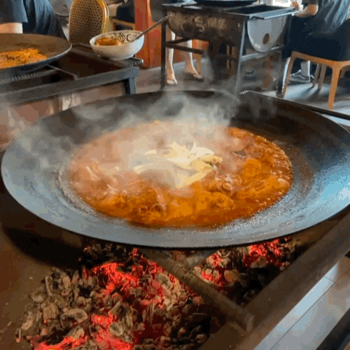  구봉농원, 춘천 맛집 | 솥뚜껑 닭볶음탕