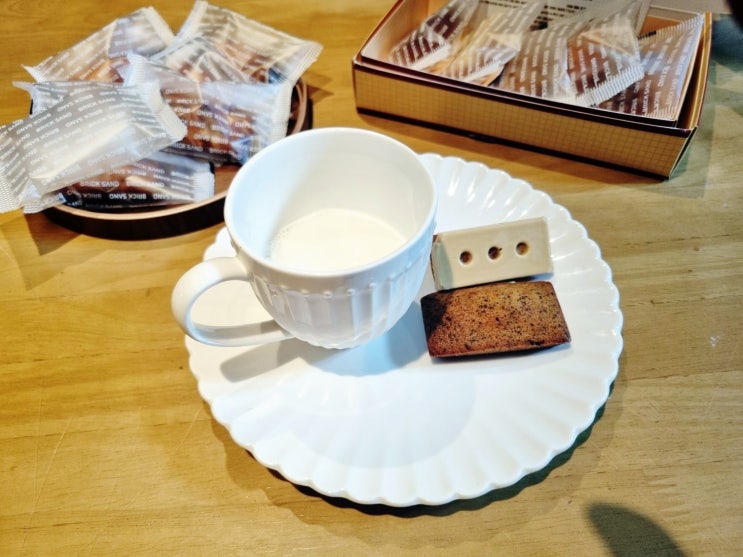 동탄 디저트 맛집 휘낭시에 브릭샌드 포장해도 맛있는간식
