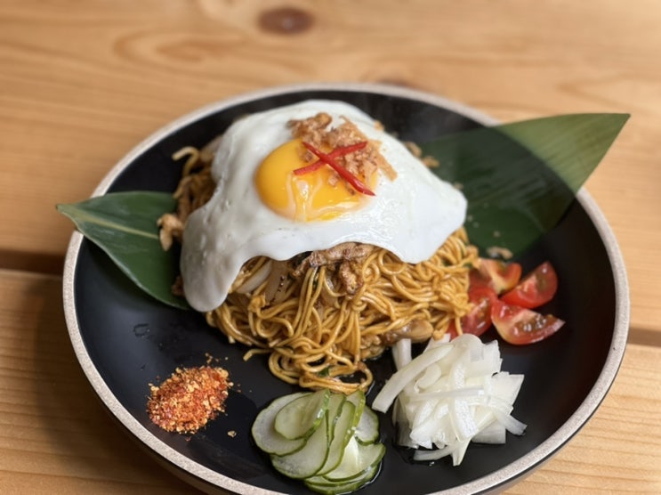 [홍대] 흔하지 않은 인도네시아 맛집 “릴린” 추천