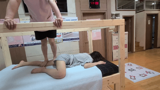 [골선체형교정원] 발로 하는 마사지?! 아플수록 힐링되는 수원체형교정 12