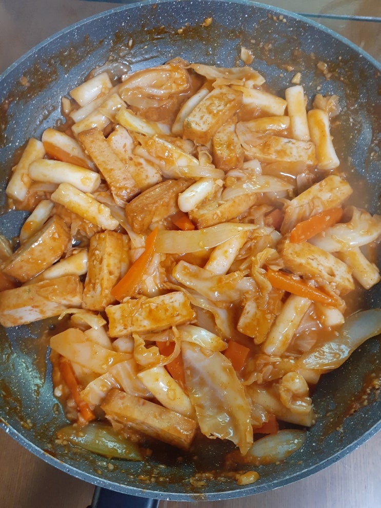  떡볶이만들기, 로봇애완견,좋은도둑들
