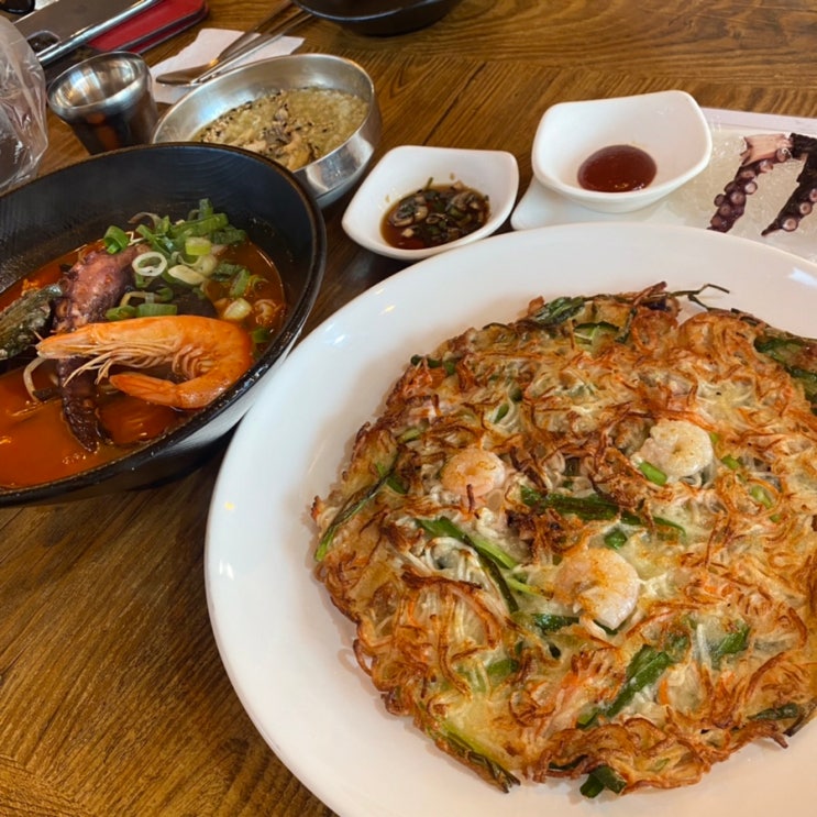  제주도 한림 맛집 : 해물라면과 파전 맛집 돌갱이네 집