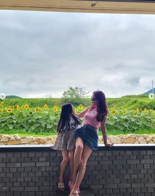 <b>고소영</b>, 초등학생 딸 공개..콧대는 <b>장동건</b> 판박이 [스타IN]