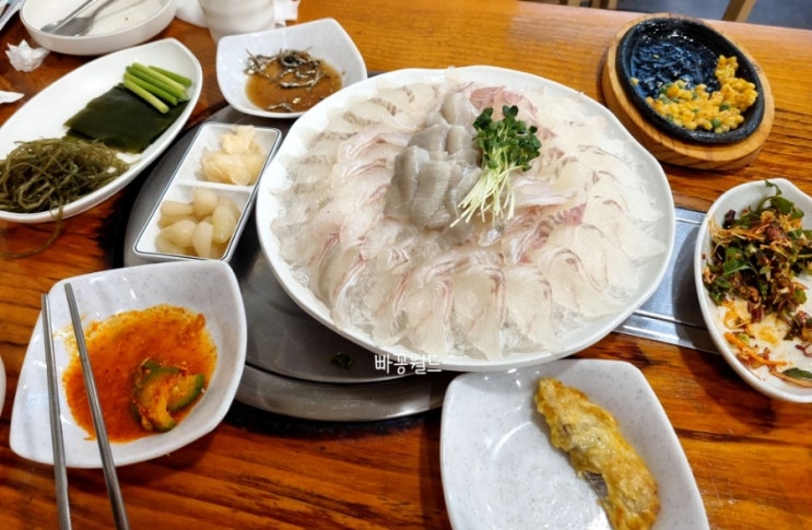  [명동맛집] 노량진 안가도 싱싱한 광어회 먹을수있는 <완도회집>