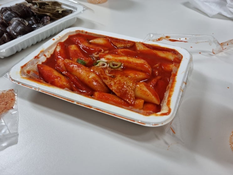  시장표 칼칼한 원조 떡볶이