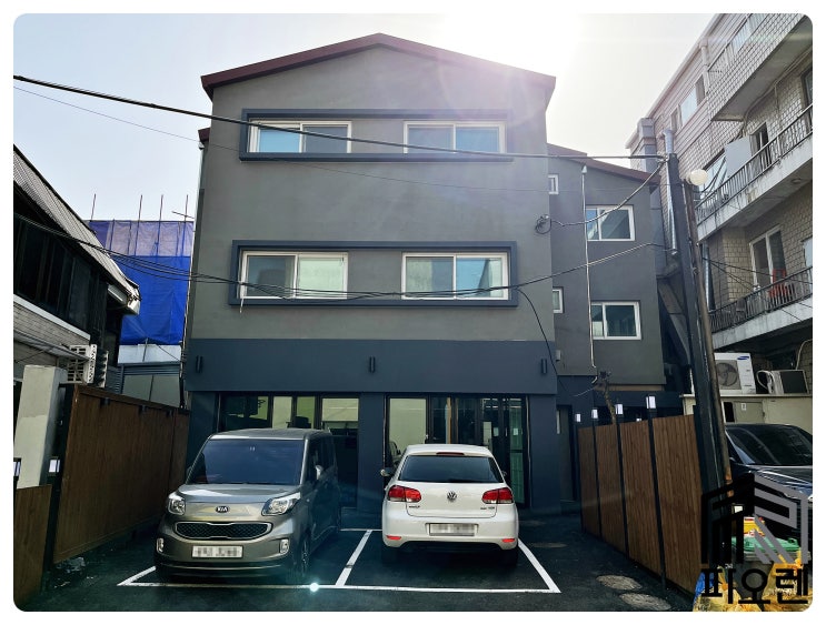  학동역사거리 리모델링 가성비 좋은 사옥 - 전용 100평, 전면주차, 층별 에어컨 설치, 즉시입주.