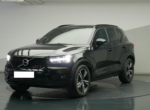  볼보 XC40 중고 깔끔한 외관의 정석
