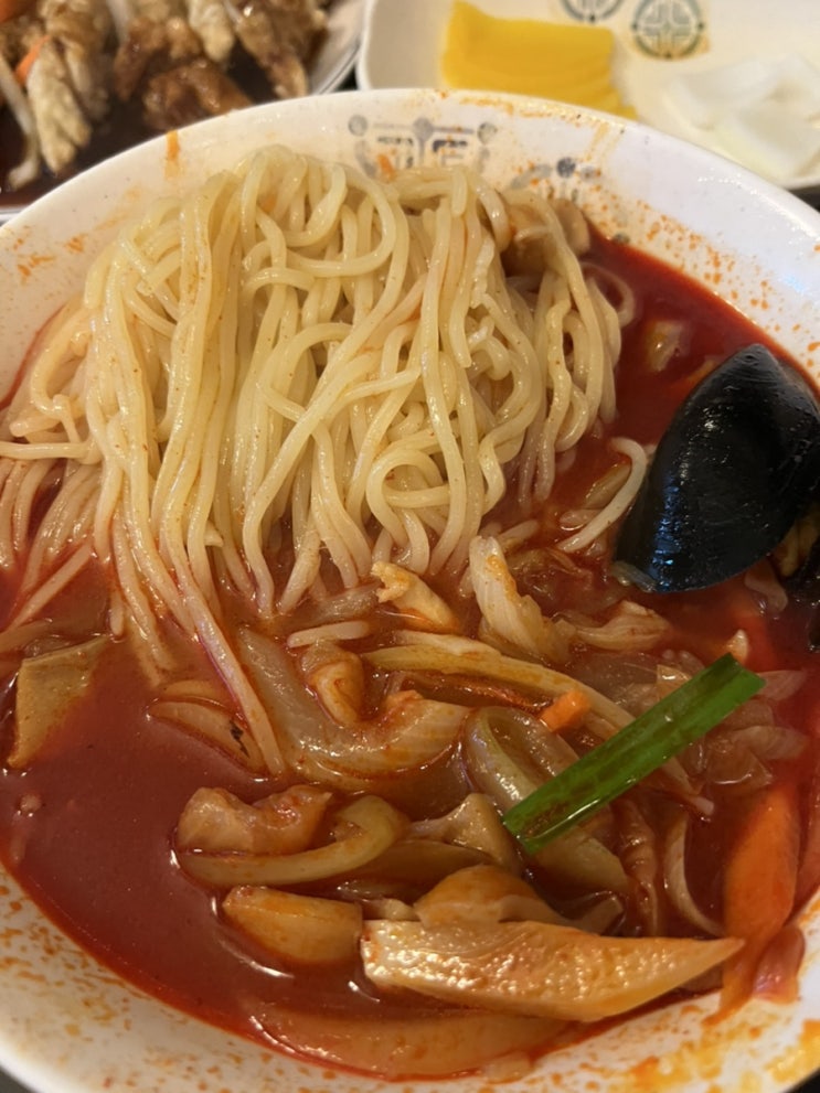  [중국관] 6000원, 종로에 여지껏 이런 낭만있는 가격의 짬뽕이 있다고?