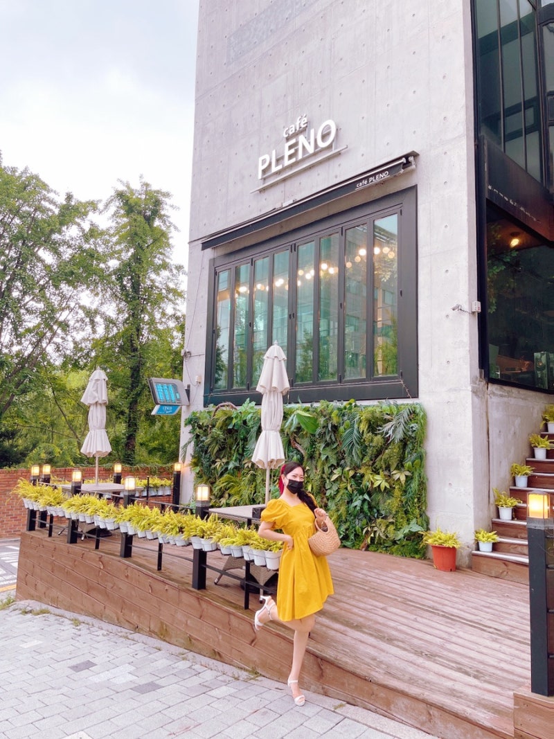 플레노 강남구청역 장근석 카페