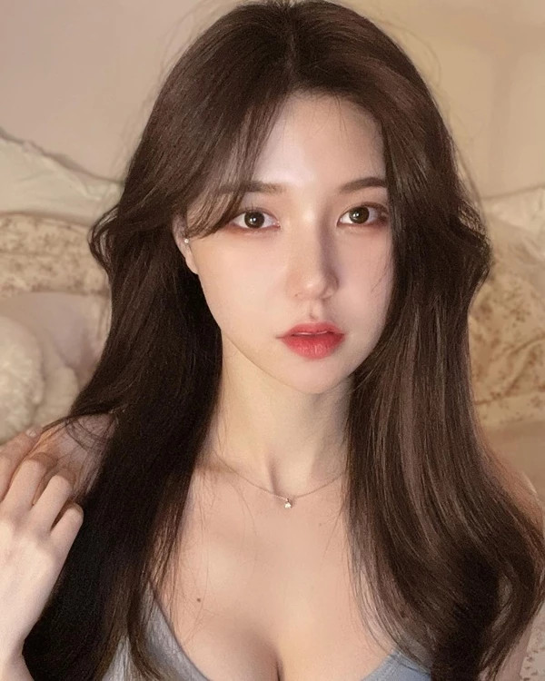 아프리카TV BJ 화정, "소변줄 달고..." 병원에 입원 중인 링거 맞는 안쓰러운 근황 전해 아프리카TV BJ 화정, "소변줄 달고..." 병원에 입원 중인 링거 맞는 안쓰러운 근황 전해