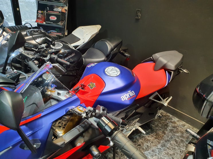  아프릴리아 RS660 - 간단 구경해봄