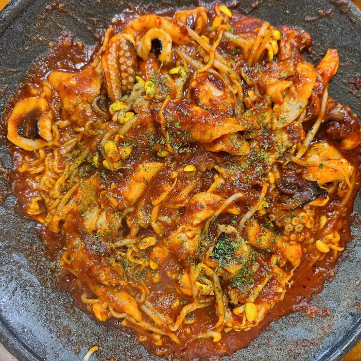  [잠실맛집] 방이동 먹자골목 색다른 쭈꾸미 철판 - 방이동쭈꾸미