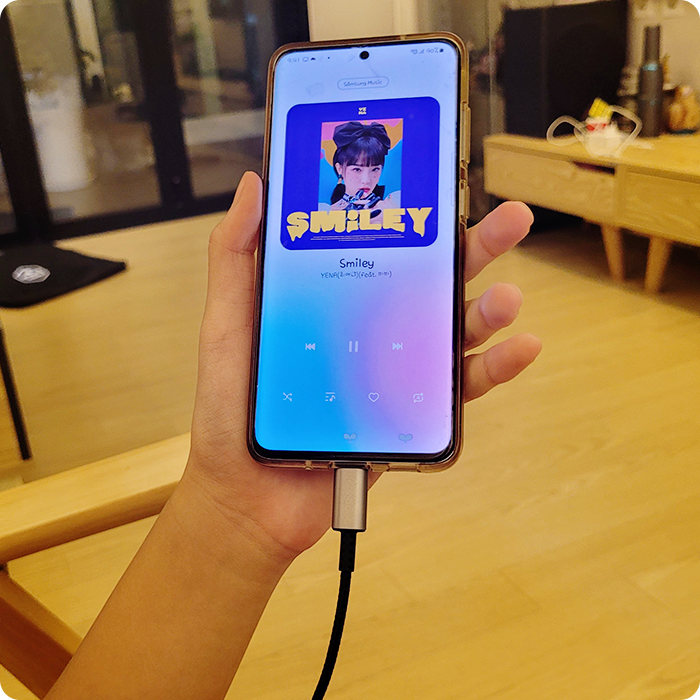 간편 휴대하기 좋은 바라보고 삼성 USB C 타입 이어폰 젠더 3.5mm 오디오 젠더를 소개합니다. 간편 휴대하기 좋은 바라보고 삼성 USB C 타입 이어폰 젠더 3.5mm 오디오 젠더를 소개합니다.