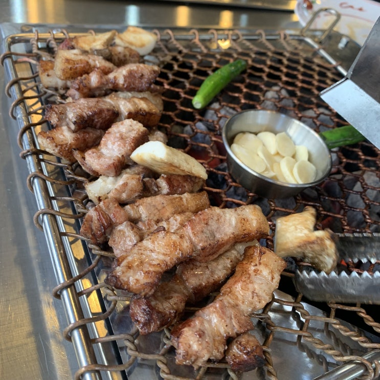 <서울 이수역 맛집> 얼큰하게 회식하기 좋은 이수역 회식장소, "봉천동 양대창 이수점" <서울 이수역 맛집> 얼큰하게 회식하기 좋은 이수역 회식장소, "봉천동 양대창 이수점"