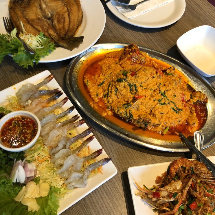 [태국여행] 방콕 푸팟퐁커리 맛집 쏨분씨푸드 시암(씨암) 스퀘어원점