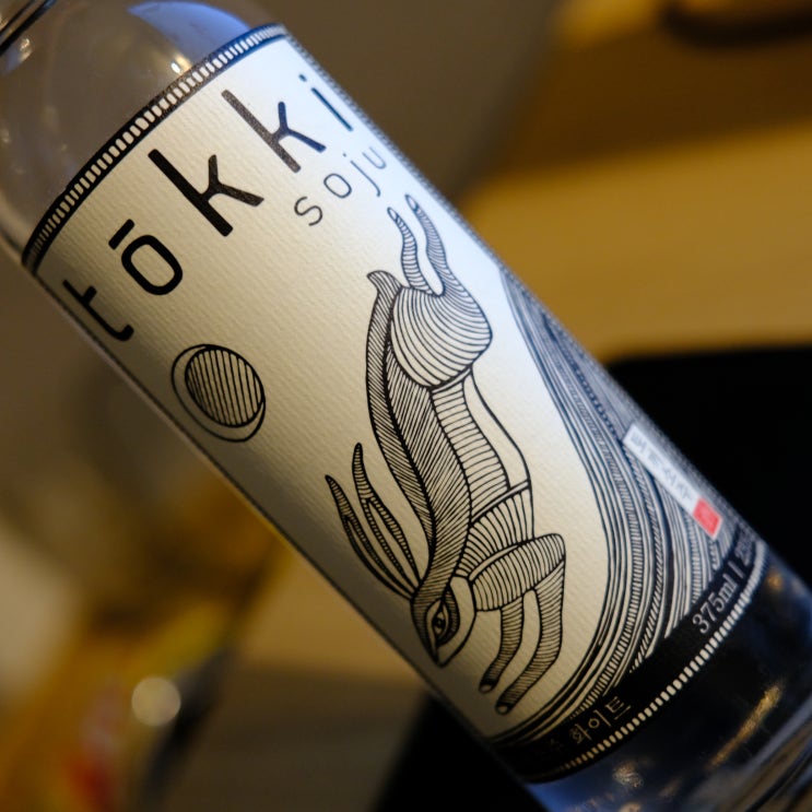  술새우 리뷰 : 토끼소주 화이트 23도(tokki soju - white 23%, 375ml)