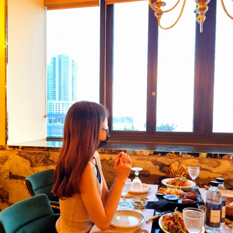  여수데이트코스 해수욕장 & 선소대교 다리 오픈한 웅천친수공원 해변 어나더키친
