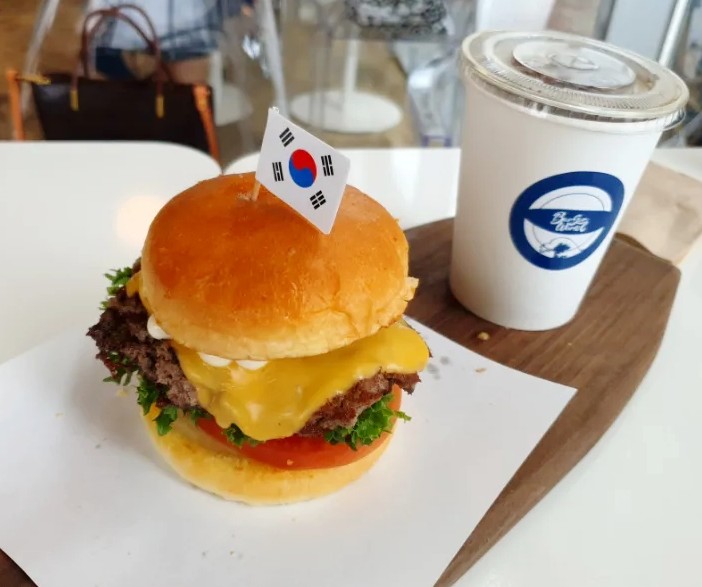  양양 인구해변 수제버거 맛집 버거월드(#내돈내산)