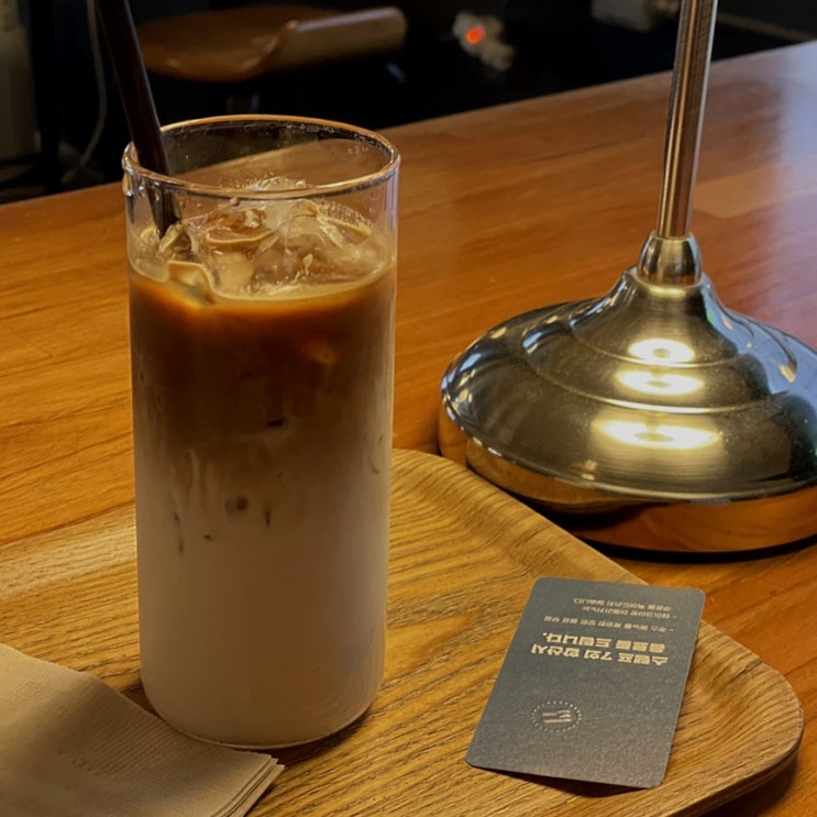 마산 카페 몬스터로스터스