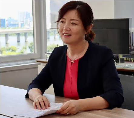 노인 건강에서 안전 확인까지 원스톱서비스 노인 건강에서 안전 확인까지 원스톱서비스