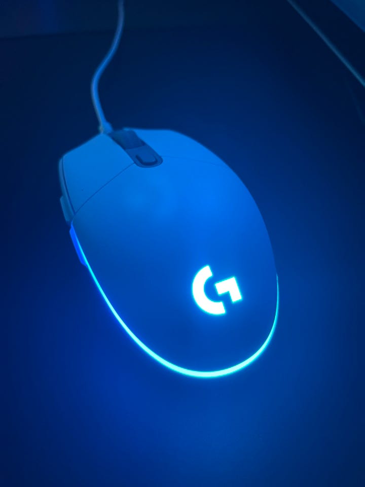  Logitech 로지텍 G102 2세대 LIGHTSYNC 게이밍 유선 마우스 MU0054 + 마우스 피트 리뷰 이용기