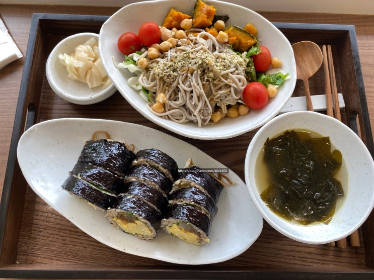 [북수동] 건강한 맛을 느낄수 있는 수원 키토김밥 샐러드 맛집 계절곳간