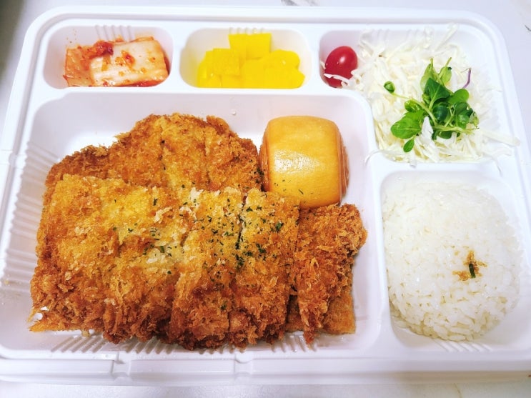 국수나무로 맛있는 한 끼 해결!! (메밀소바,오리엔탈 오므라이스,초계국수,돈까스) 국수나무로 맛있는 한 끼 해결!! (메밀소바,오리엔탈 오므라이스,초계국수,돈까스)