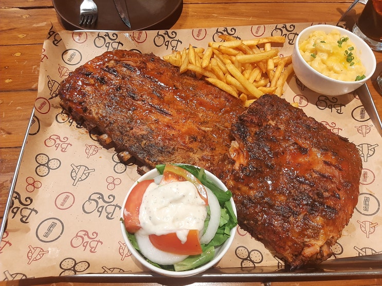  [호치민/1군] 아메리칸 바베큐 맛집 호치민 꽌웃웃(quan ut ut) - 가성비 최고 거대한 폭립