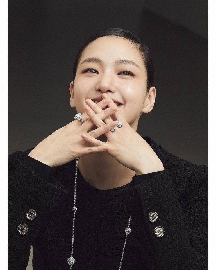  김고은 : 샤넬 하이주얼리 화보 + 유미의 세포들 시즌3을 기다리며