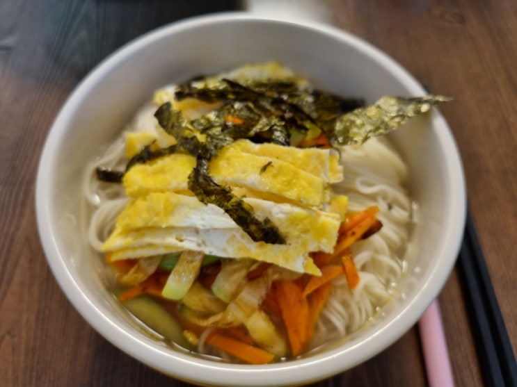 신랑표 잔치국수 한그릇 뚝딱!! / 집에서 먹는 잔치국수 사먹는거 보다 더 맛있어요!!