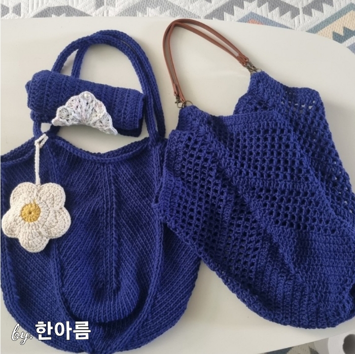  [작품전시회] 스퀘어백과 파우치