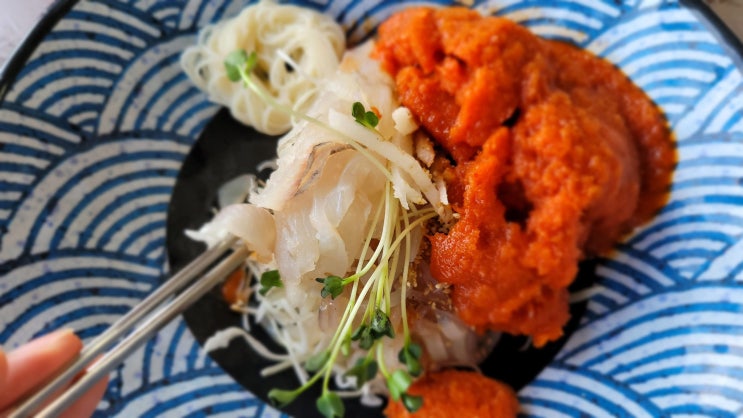 삼척 장호항 맛집 마카올래 : 물회 맛이 정말 좋은 곳