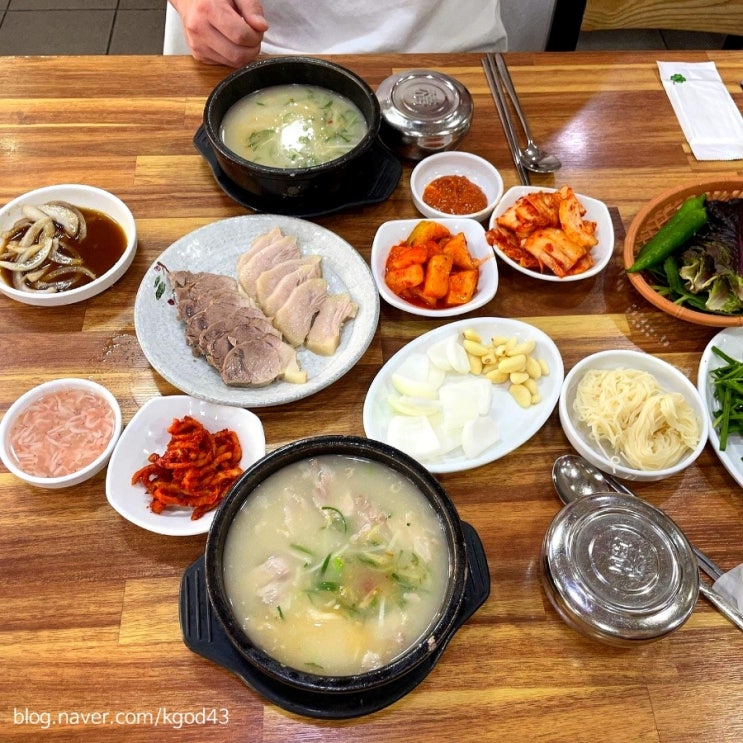  부산 수영구 광안리 맛집 / 수영돼지국밥 / 놀기전에 뜨끈한 한그릇 먹어야지