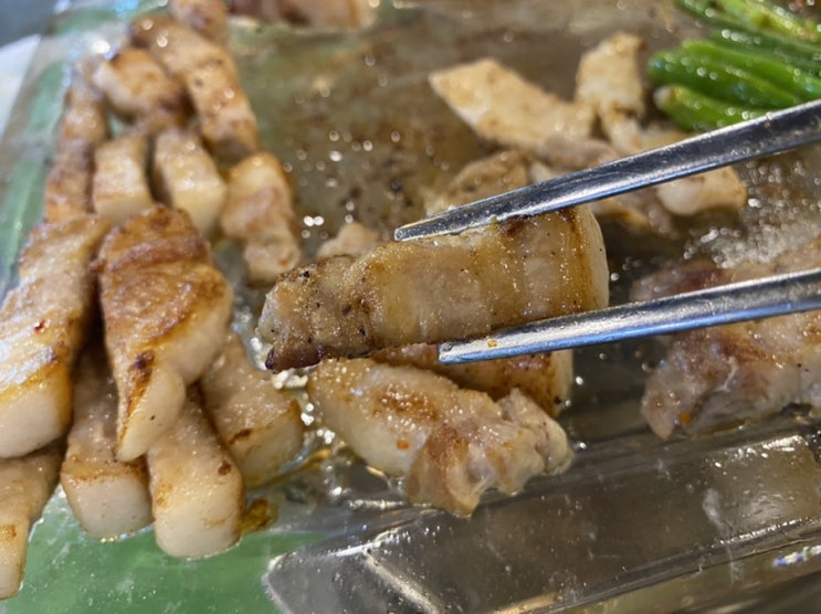  대구 각산역맛집 레트로 삼겹살 맛있는 고기집 골목돼장