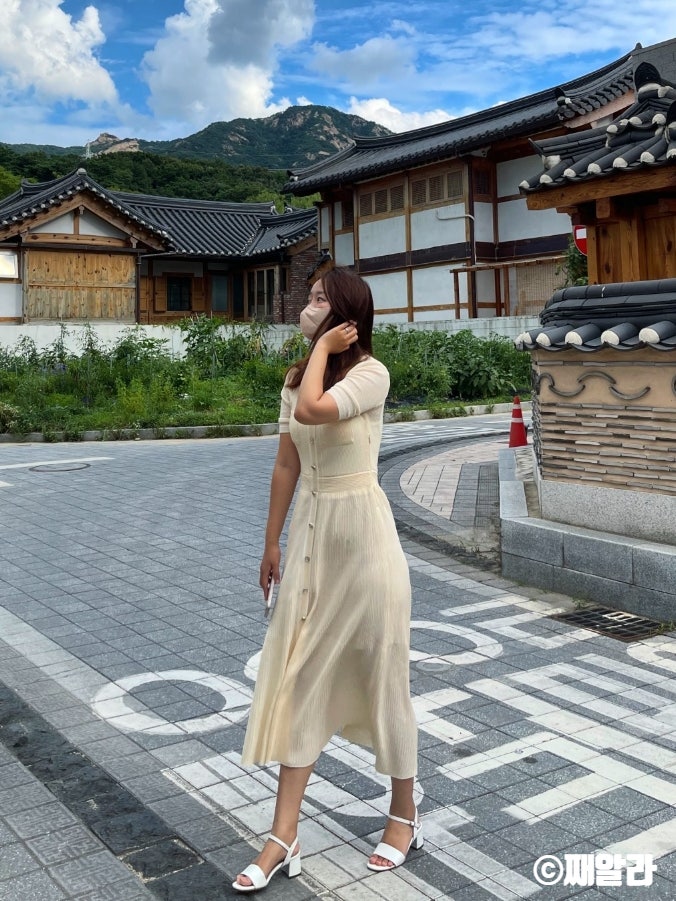  30대 여름 나들이룩 : SANDRO 산드로 옐로우 롱원피스