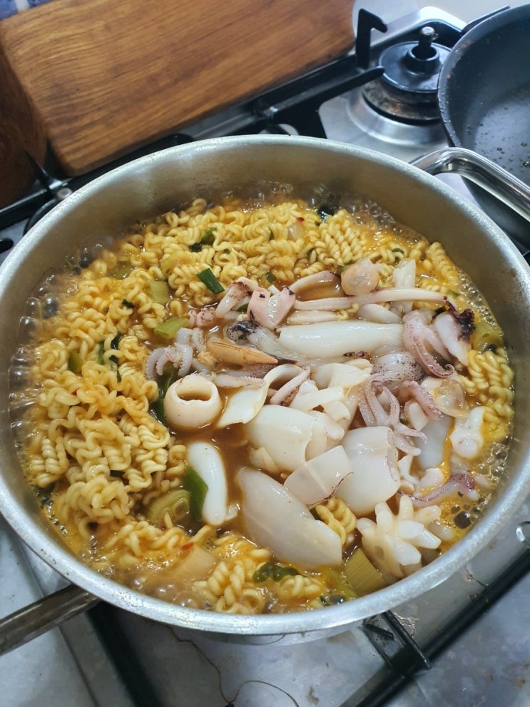  바담함:바다를담은한그릇 냉동해물모듬 냉동해물요리  해물라면 해물전 솔직후기