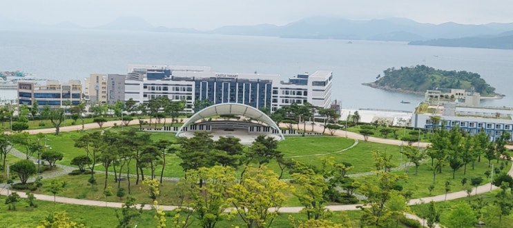  여수 산책, 전망 좋은 이순신공원(바위산전망대)