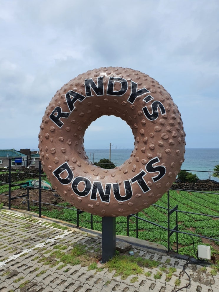  [제주도 애월읍] 랜디스도넛 제주애월점: 애월 카페거리 도넛 맛집 (웨이팅, 메뉴판)