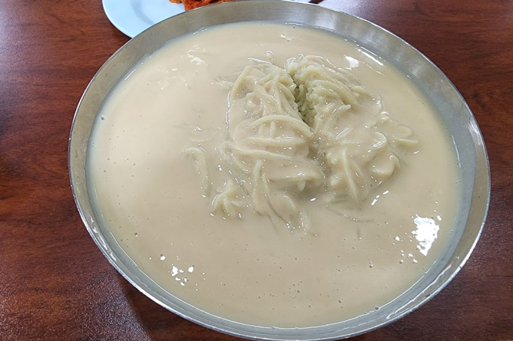 서울 3대 콩국수 맛집 여의도 진주집 다녀왔어요! 서울 3대 콩국수 맛집 여의도 진주집 다녀왔어요!