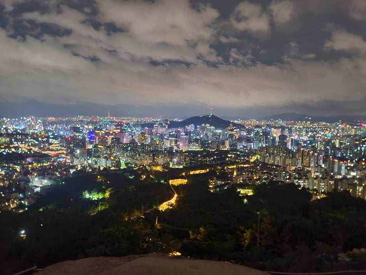 서울 야경과 등산의 조합인 '인왕산 등산 코스', 한양 도성 둘레길 걸으며 서울 야경 즐기기(무악공원에서 시작한 등산 기록, 주차장 정보, 소요시간)