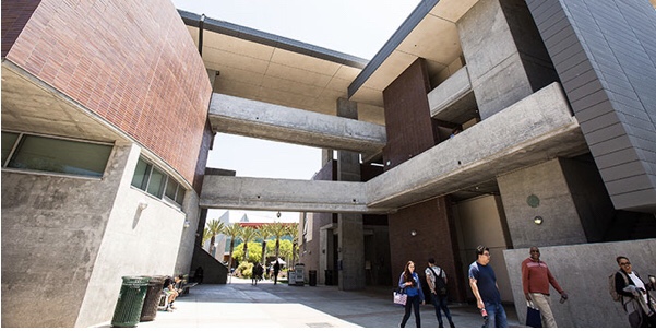  산타모니카 대학 전공소개- Philosophy and Social Sciences Department     철학과