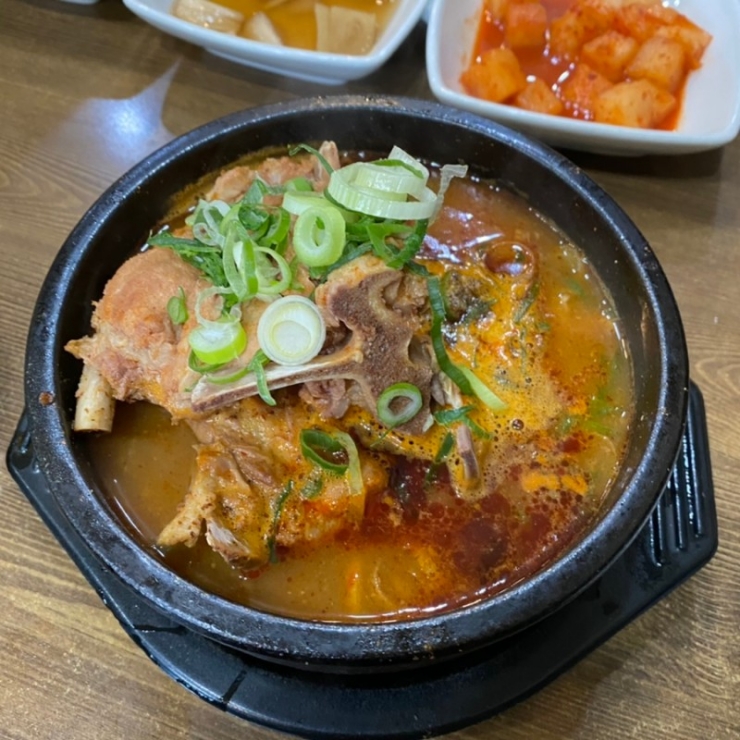  논산맛집추천 , 훈련소근처 맛집 뼈해장국 맛집 연무순대