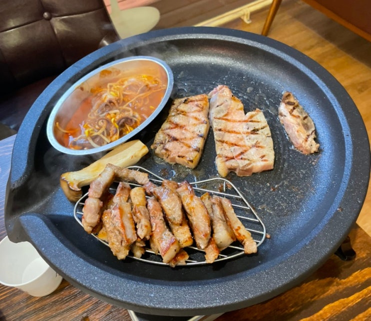  부천역 고기 맛집 : 특별한 목동 고기집, 특목고! (소주&와인)