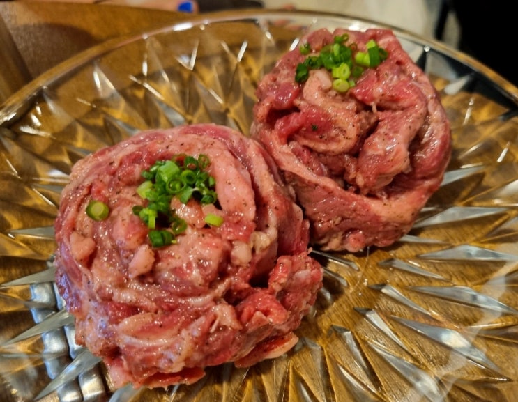  성수역 회식장소로 색다른 술이 있는 가성비 좋은 소고기 맛집